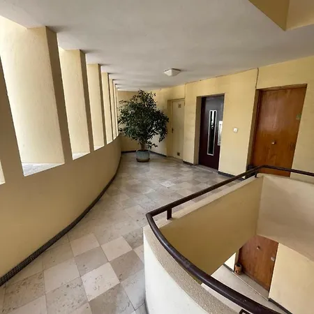 3 Pieces Confort Climatise Vue Mer, 4 Personnes A Saint-jean Cap Ferrat A Proximite De Monaco Et Menton